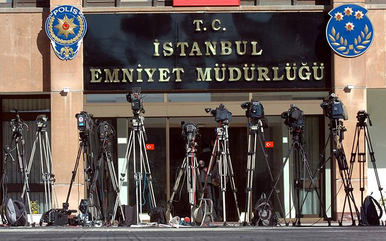 Sansür, kayyım, tutuklanma ve işsizlik kıskacında bir medya