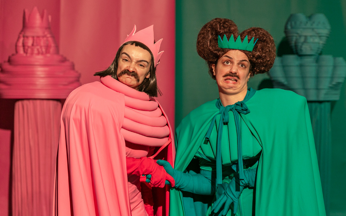 Atta'ya gidiyoruz: Sirkler, kuklalar, masallar ve tiyatro