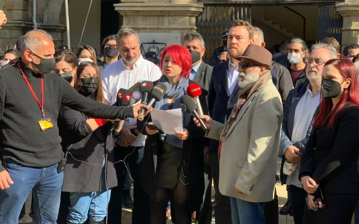 Kuzey Kıbrıs’ta gazeteci Pınar Barut'a ölüm tehditleri