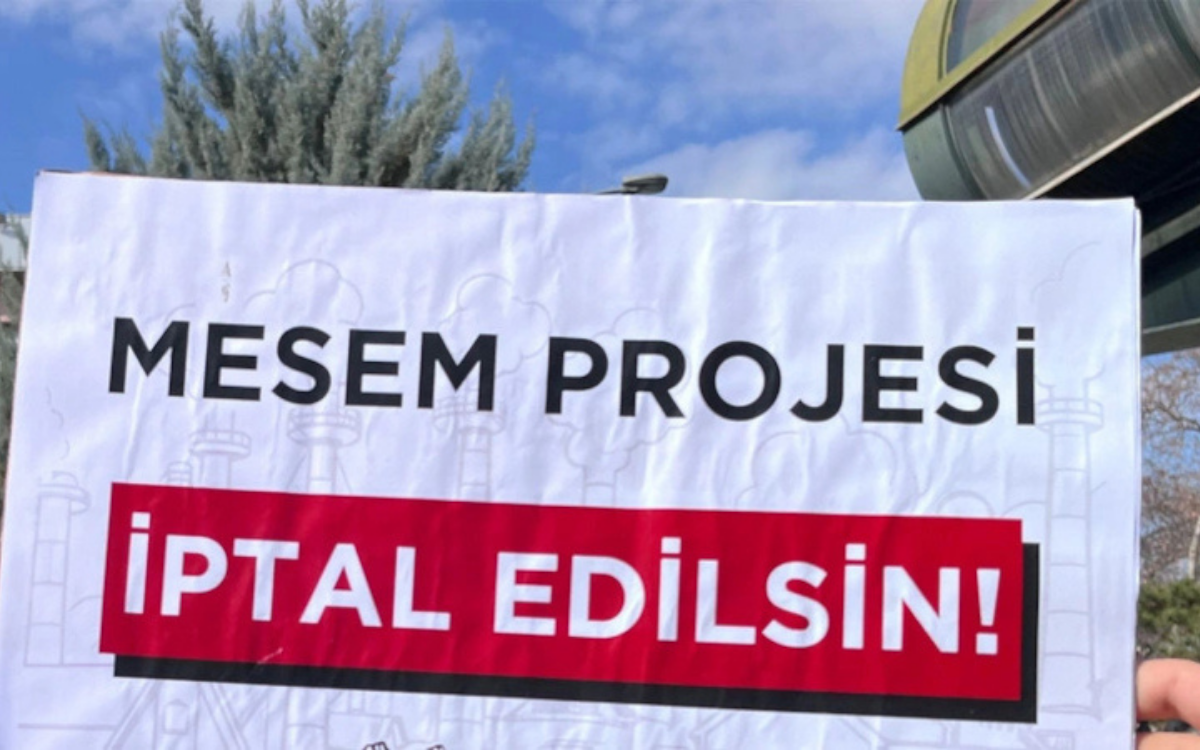 TİP'li öğrencilerden MEB'e protesto: Çocukların kanı elinizde