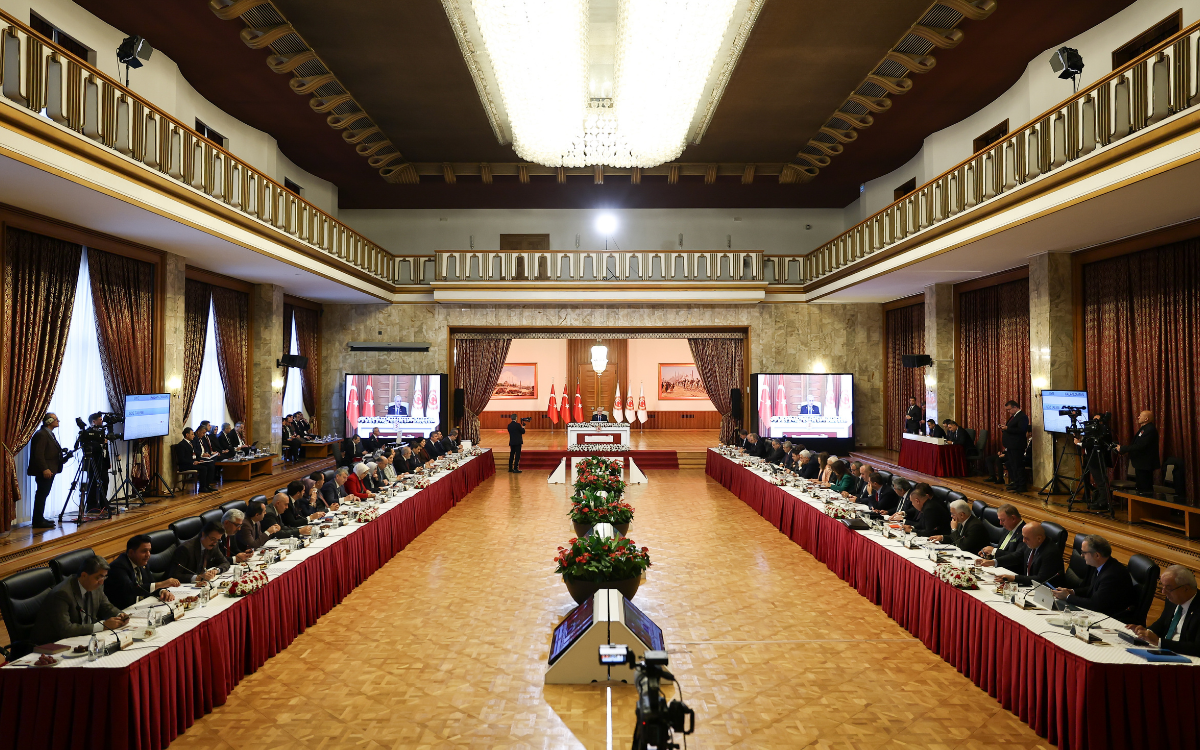 MHP'li Yıldız'dan 'İmralı' açıklaması: Olumlu geçti; bu ülke prangalarından kurtulacak