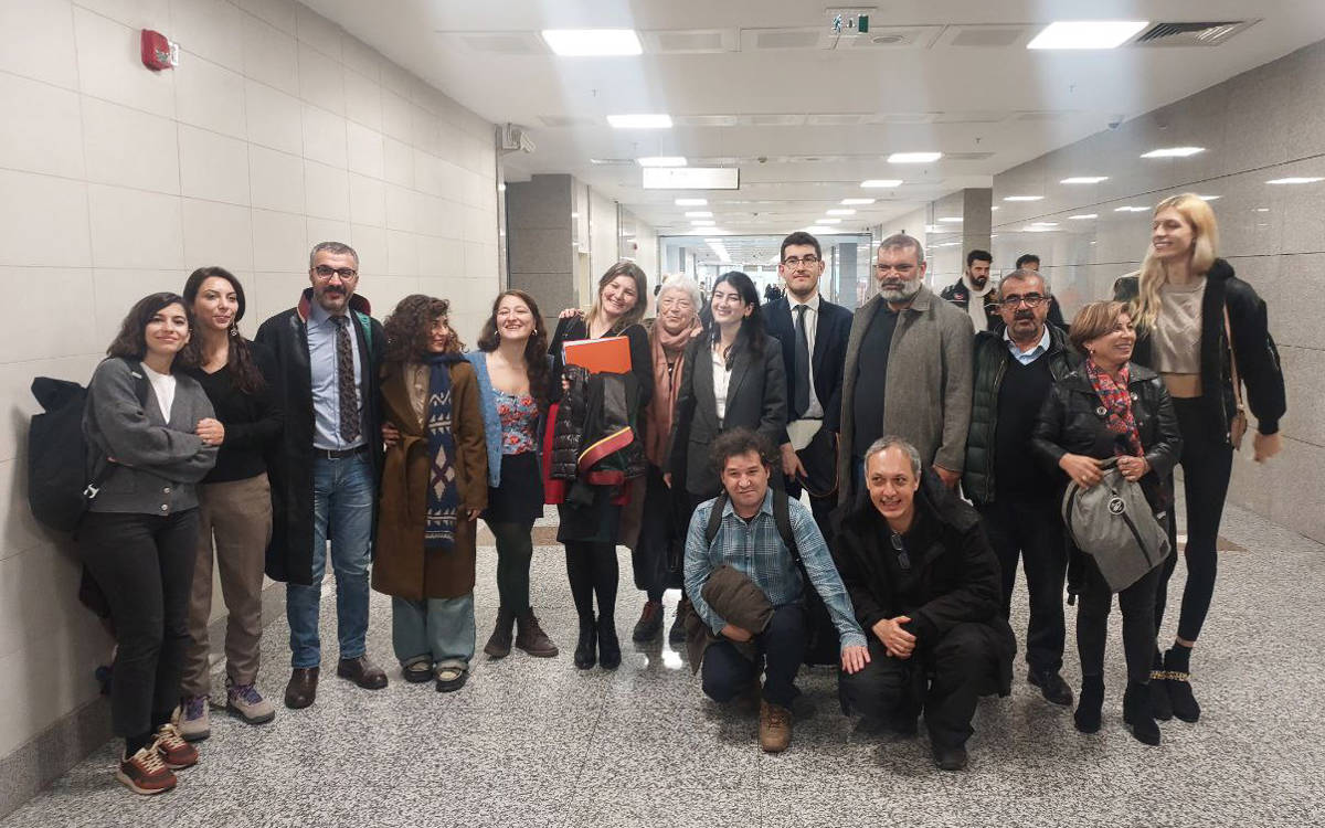 "Kendini feshetmiş, silah bırakmış bir örgüte ‘yardım etmekle’ suçlanıyorum"