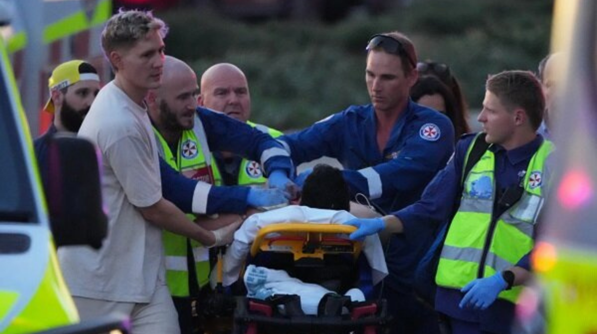 Avustralya'da Hanuka kutlamalarına saldırı