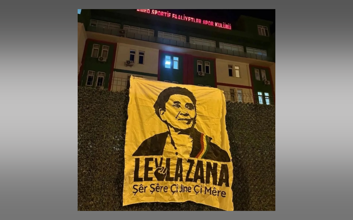 "Bursaspor taraftarı"nın Leyla Zana'ya küfürlü tezahüratına tepki yağıyor