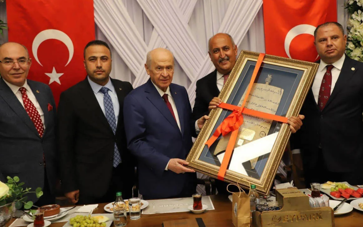 Yolsuzluktan yargılanan MHP'li başkan tahliye edildi