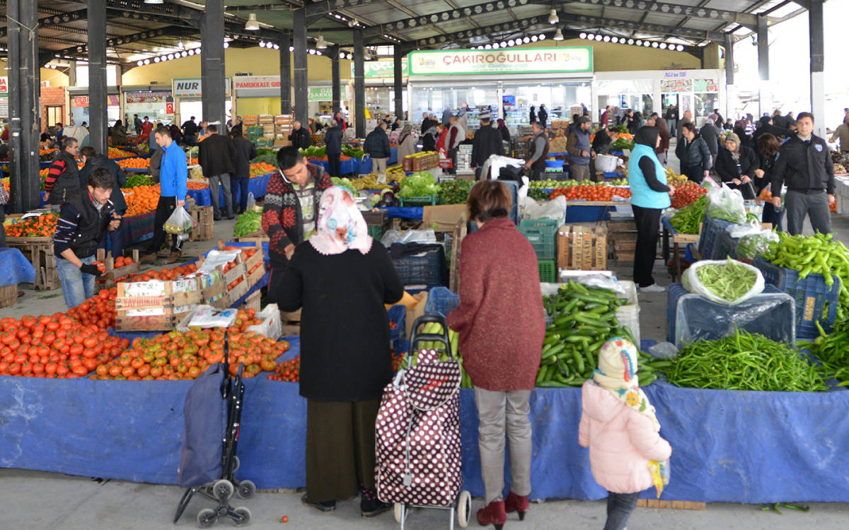 Li gorî TUÎKê enflasyon ji sedî 30 e û li gorî ENAGê jî ji sedî 56 e