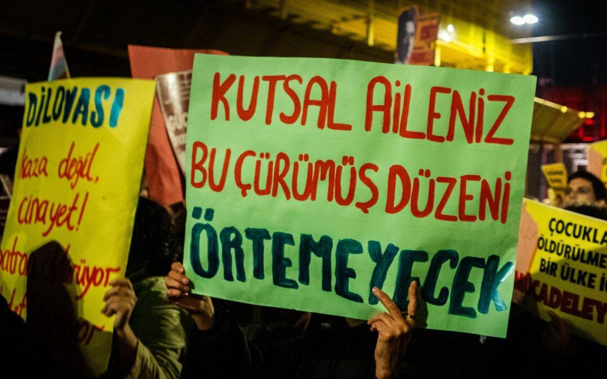 Mêran di Kanûna Pêşiyê de 28 jin kuştin