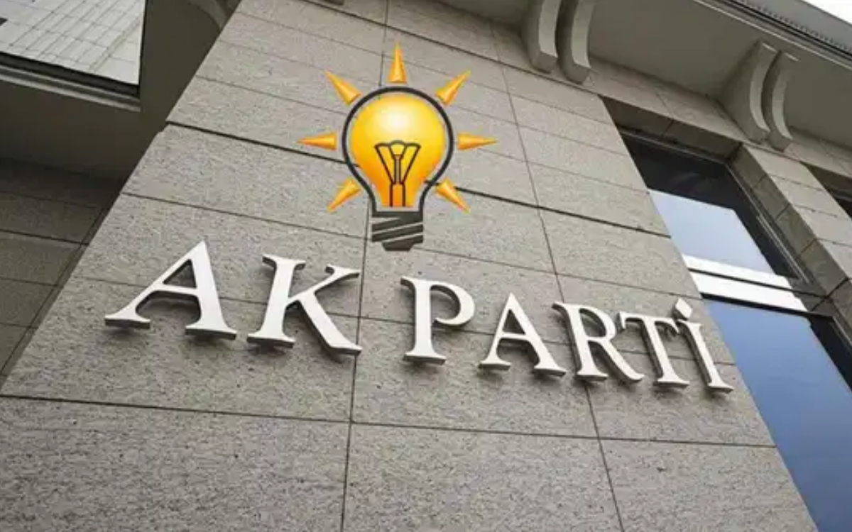 "Öğretmenler bilgileri dışında AKP’ye üye yapılıyor"