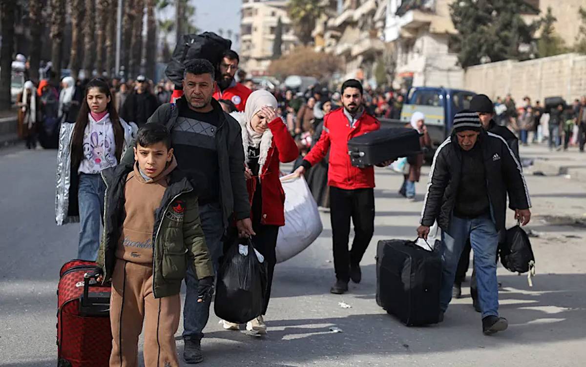 Halep: Kürt mahalleleri çevresindeki kuşatma daralıyor