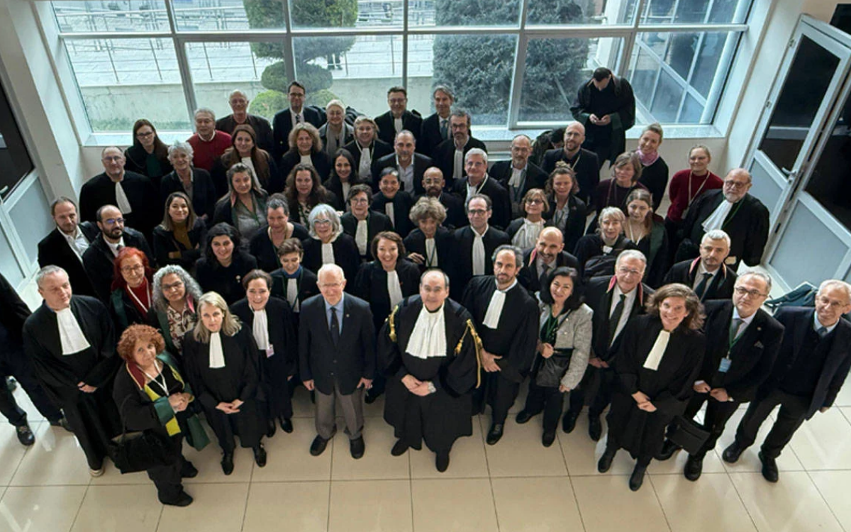 /haber/court-acquits-istanbul-bar-board-in-trial-over-statement-on-killed-kurdish-journalists-315444