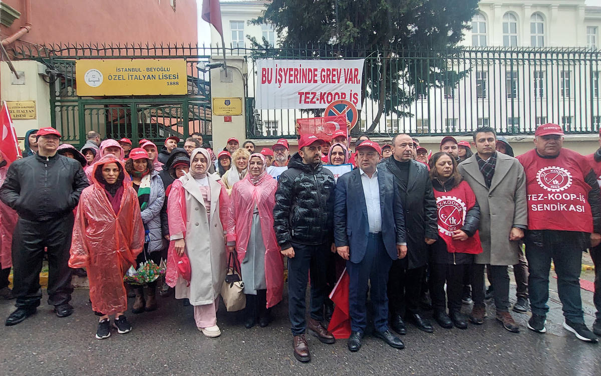 Teachers at İstanbul Italian high school strike over pay gap between local and Italian staff
