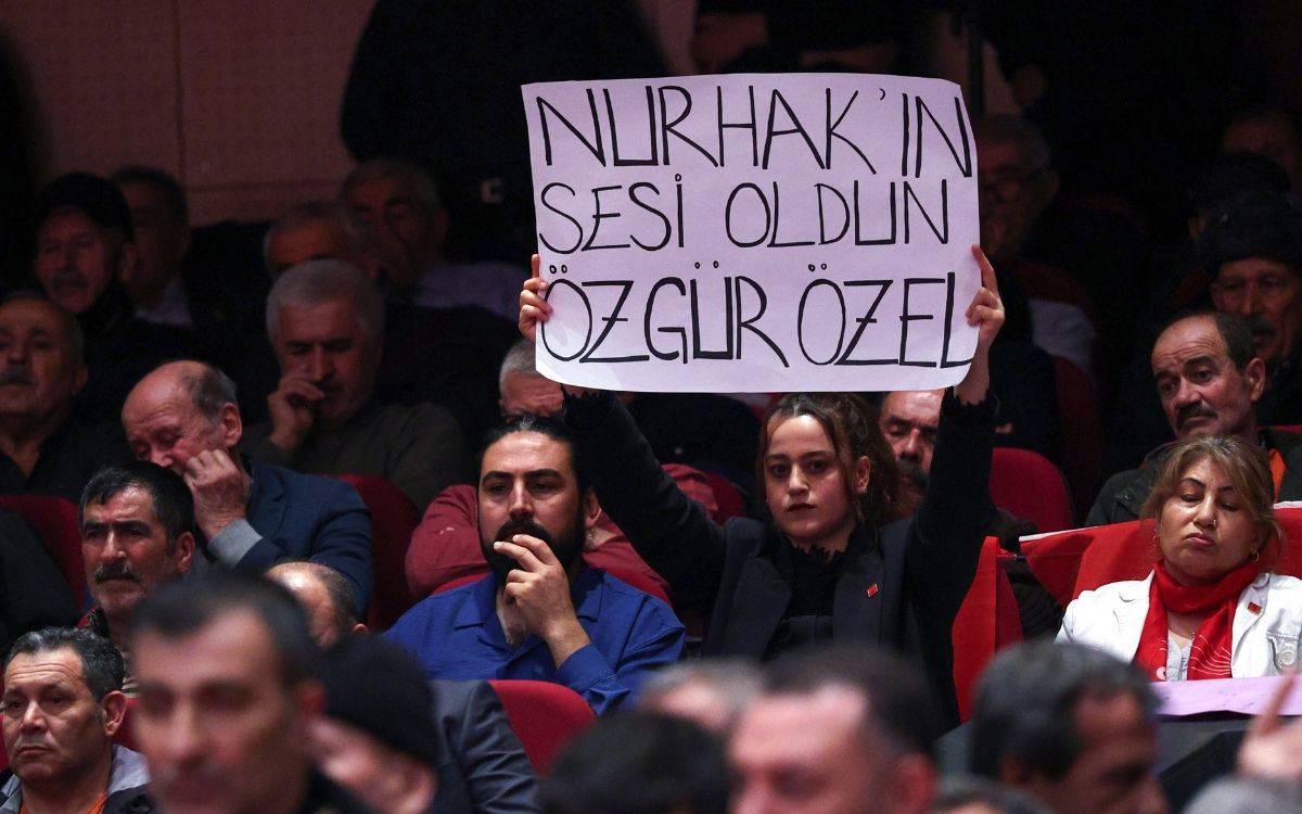 Özel'den Epstein belgelerinde adı geçen Ören'e: Layığını bulacaksın iftiracı