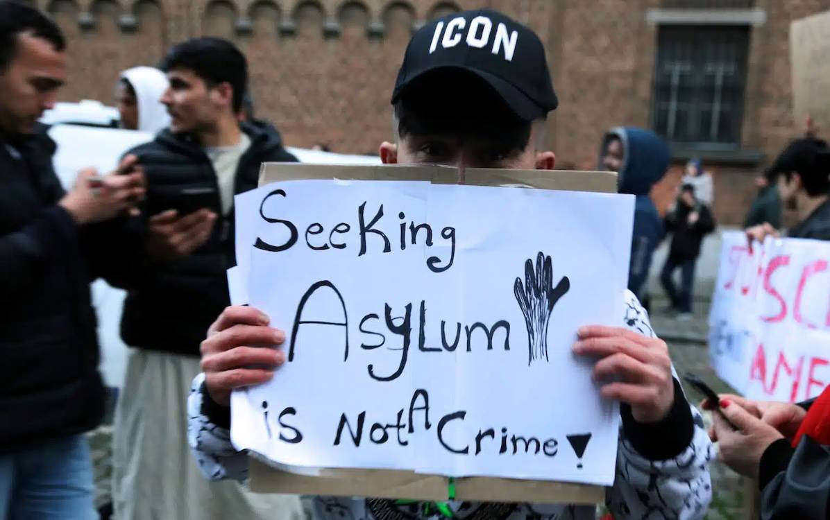 AB, sığınmacıların sınırdan çevrilip adını bile duymadıkları ülkelere gönderilmesinin önünü açtı