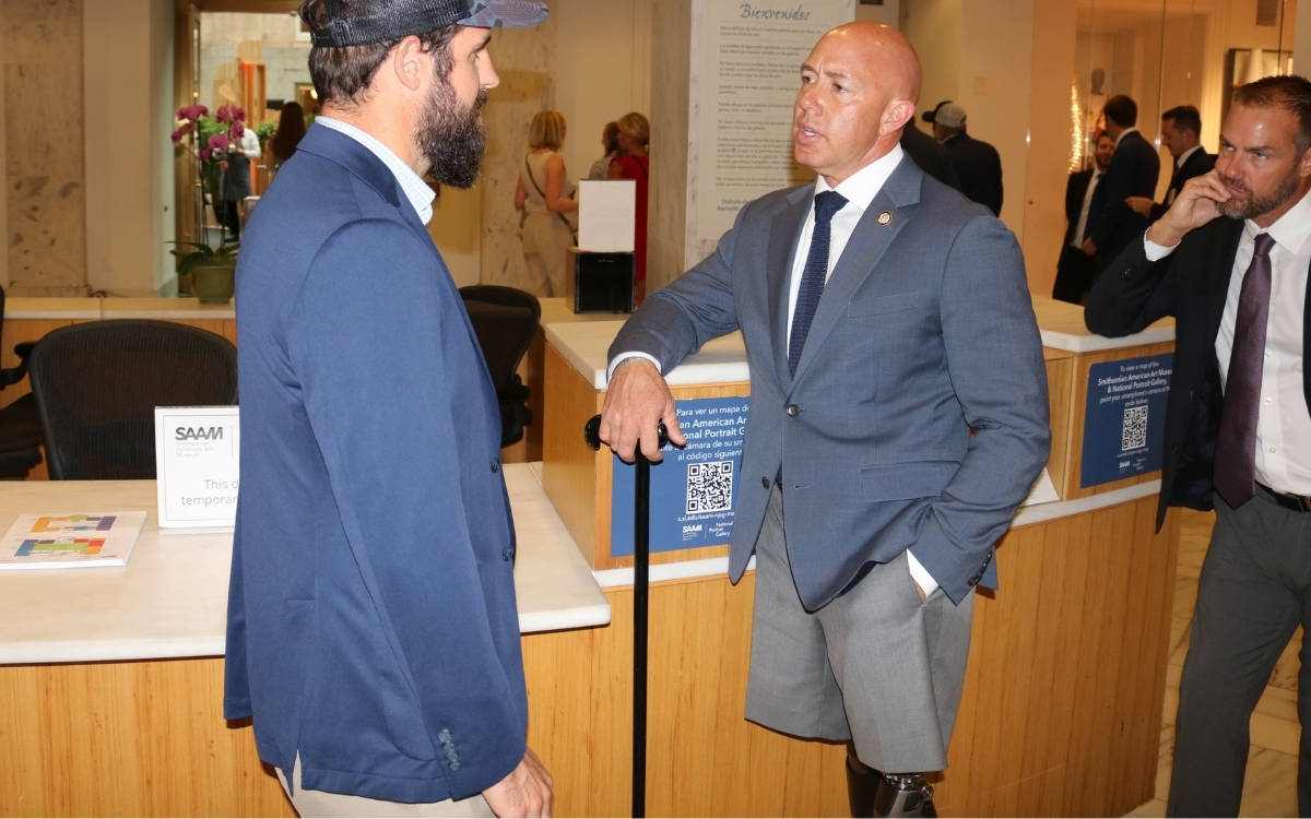 Brian Mast: ABD, Eş-Şara’ya ‘açık çek’ vermedi