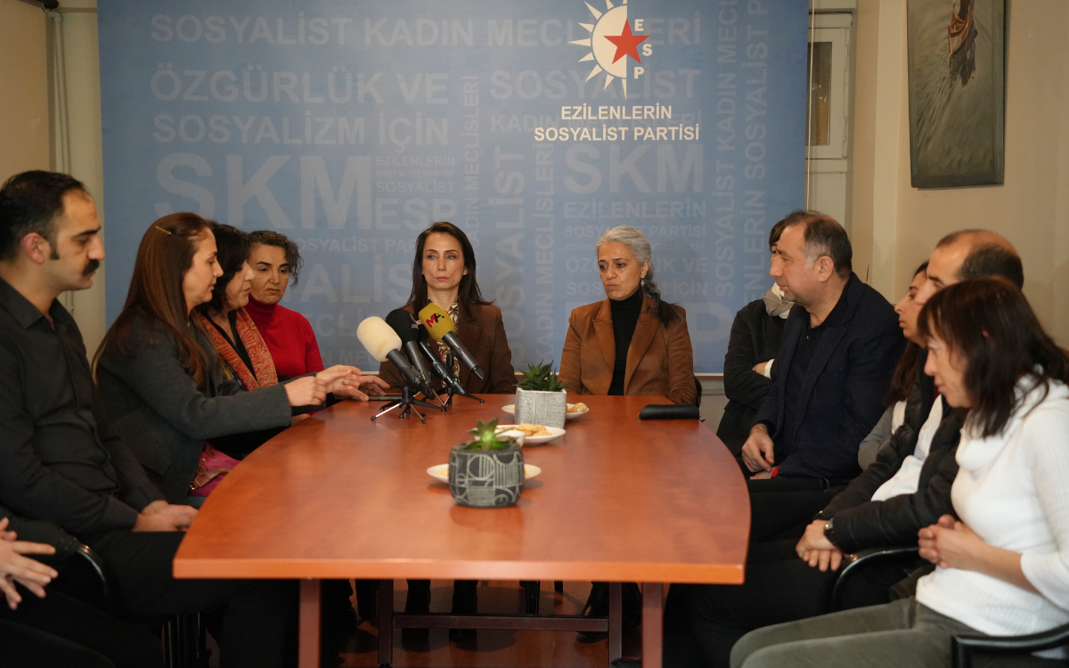 DEM Parti'den ESP'ye dayanışma ziyareti: "Operasyonlar süreci sabote ediyor"