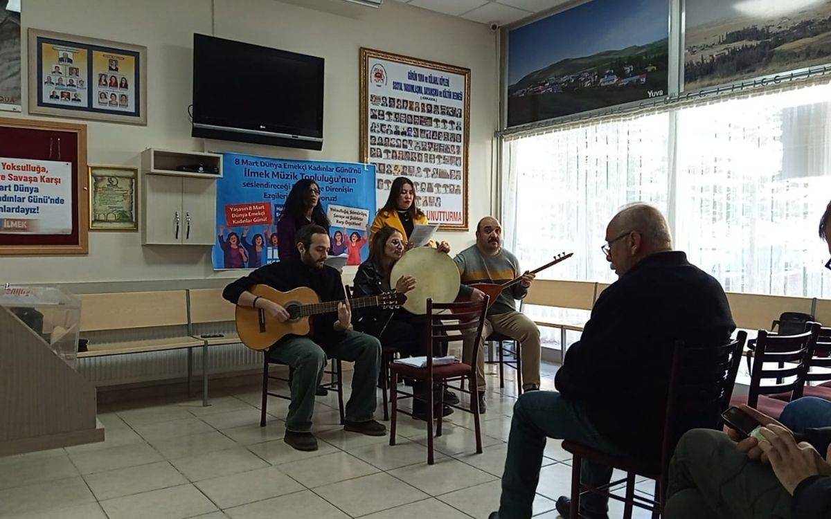 8 Mart’a giden yolda müziğin dayanışma ilmekleri