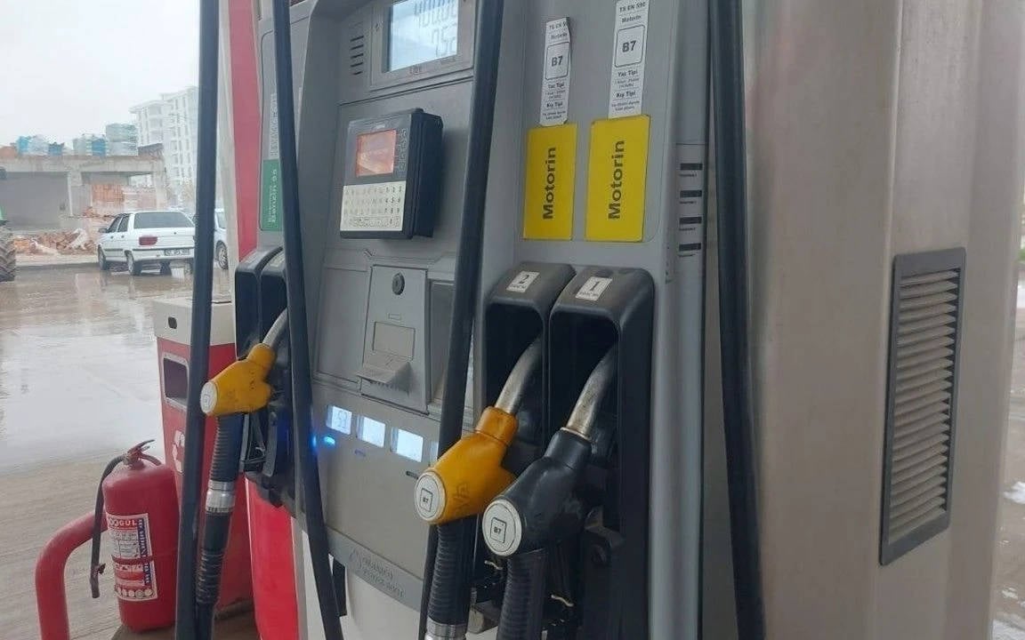 Akaryakıtta "eşel mobil" dönemi yeniden başladı