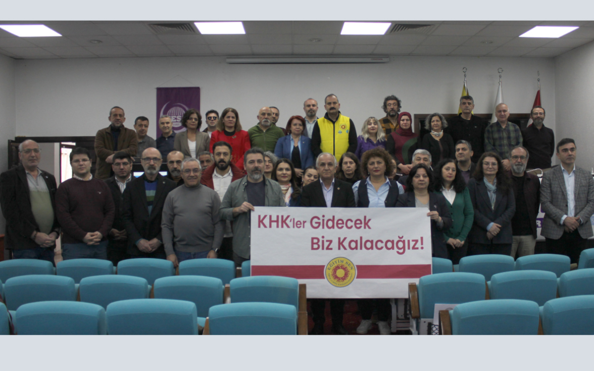 Eğitim Sen, Danıştay'ın Barış Akademisyenleri kararını AYM'ye taşıyor