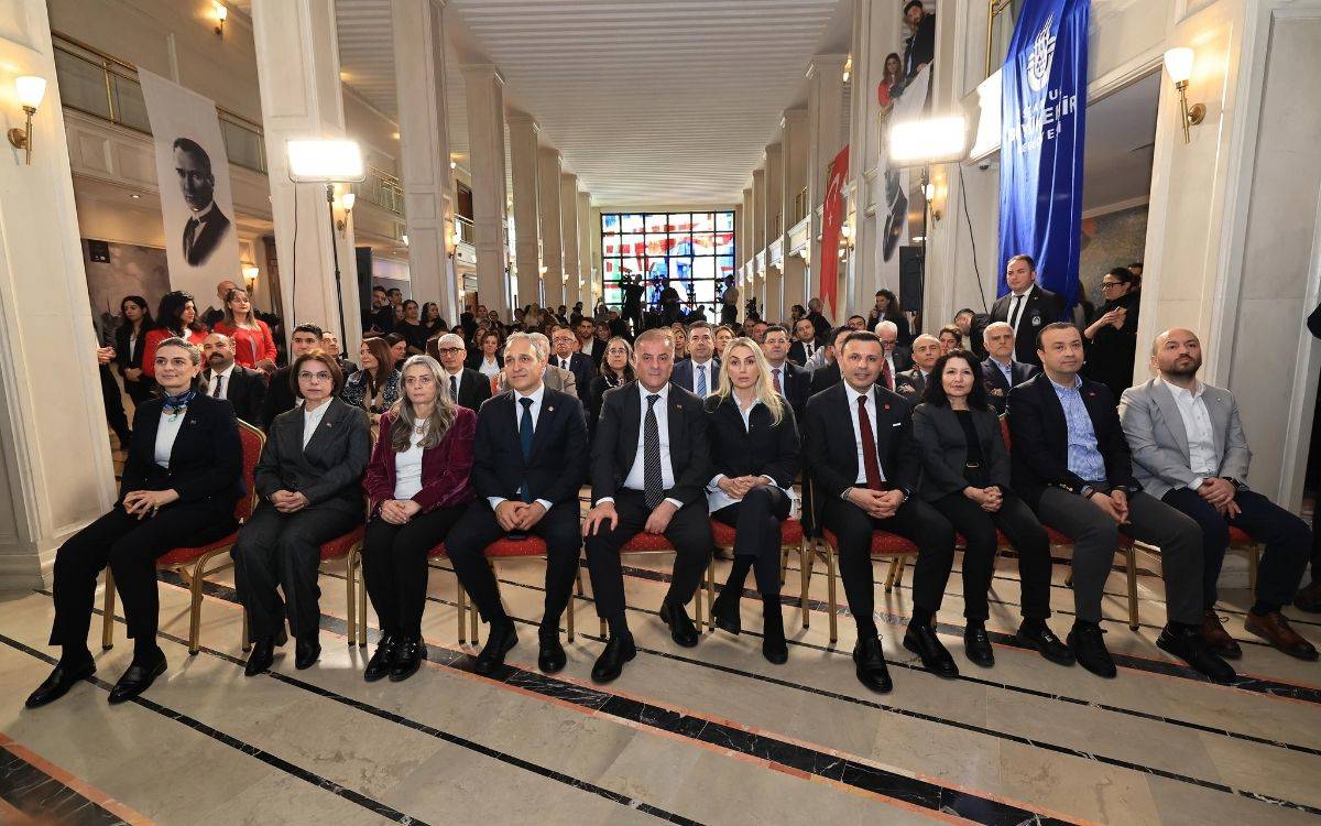 İstanbul’un 17 ilçesinde kadın destek hattı yaygınlaştırılacak