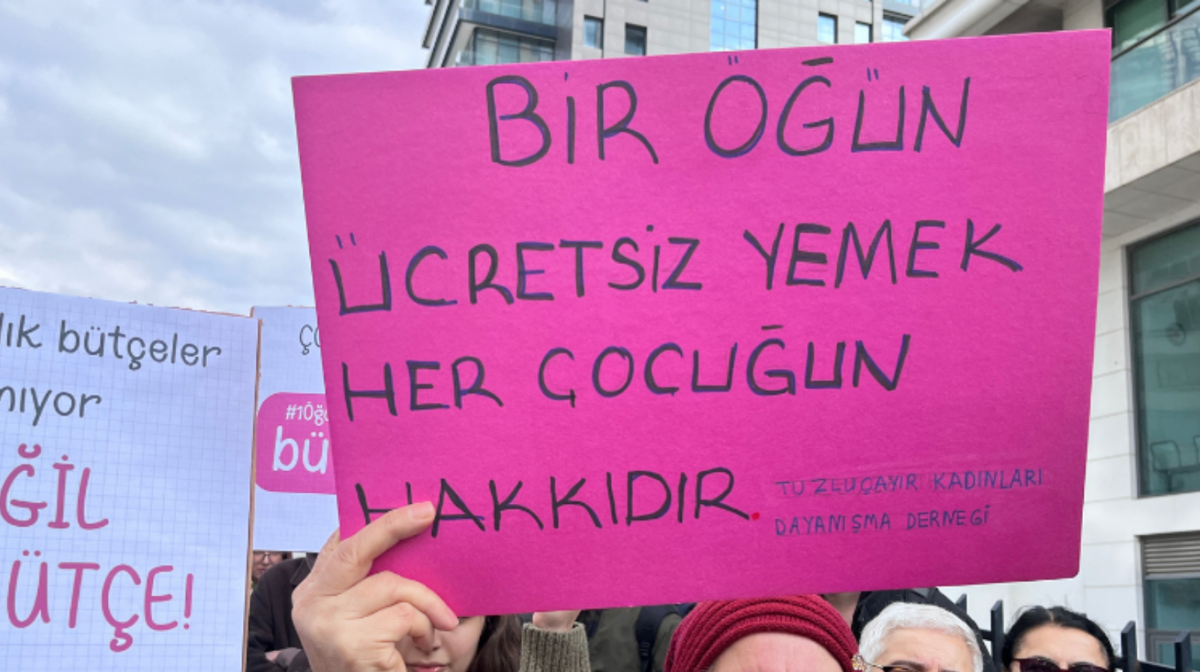"Milyonlarca çocuk okula aç gidiyor"
