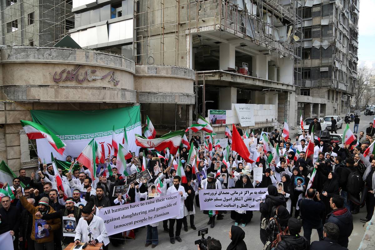 İran Tabipler Birliği: ABD-İsrail saldırılarında 18 sağlık çalışanı hayatını kaybetti