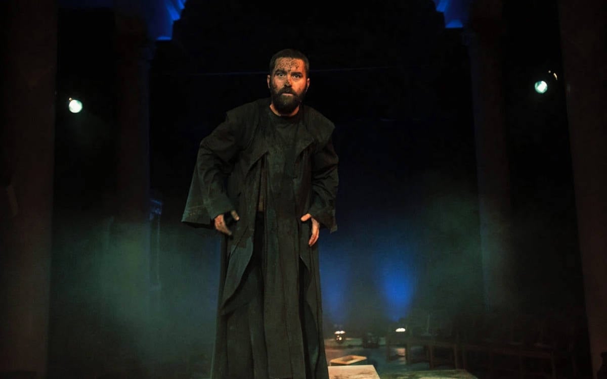 “Karanlık zamanlarda tiyatro hâlâ bir direnç alanı”