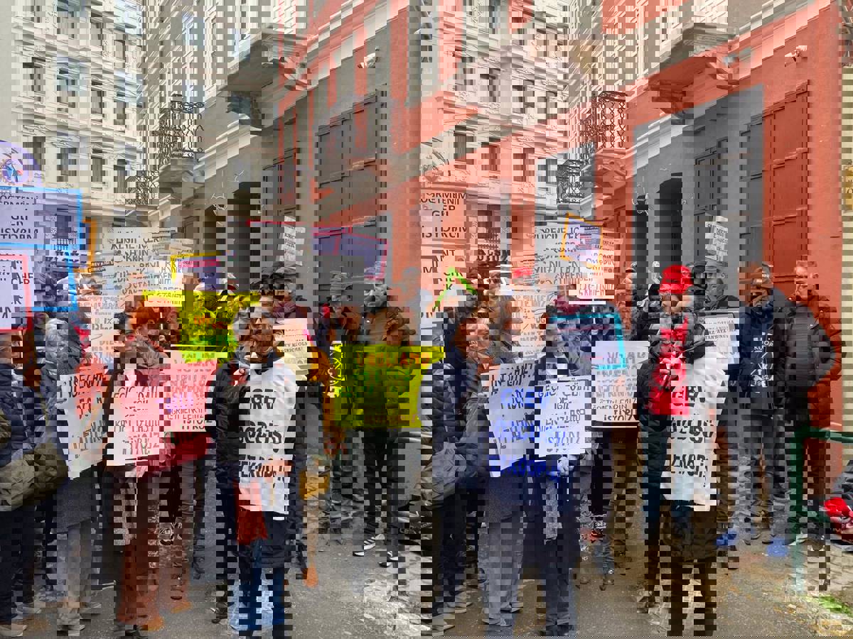 Ministry appoints 'strike breakers' at İstanbul Italian high school