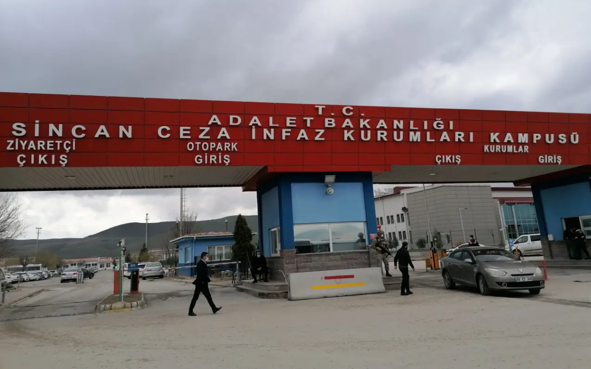 Sincan Hapishanesinde hak ihlalleri: "Kanser hastası mahpusun yaşamı riske atılıyor"