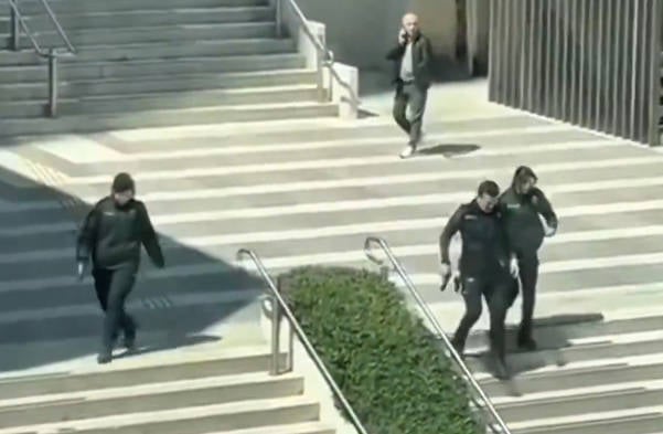 İsrail Konsolosluğuna saldırı sonrası video soruşturması: 8 gözaltı, Gratis’te işten çıkarma