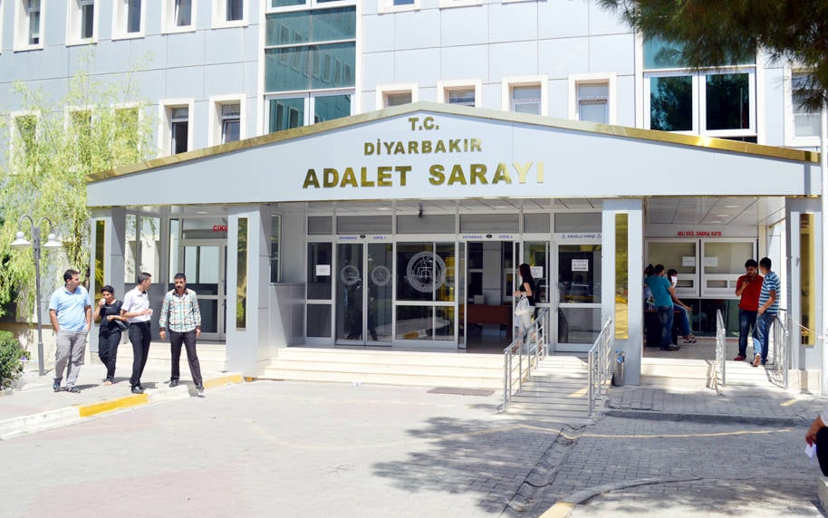 Ümit Akbıyık'ın avukatı, savunmasını üstlenmediği kişilerin tutanağını imzalamış