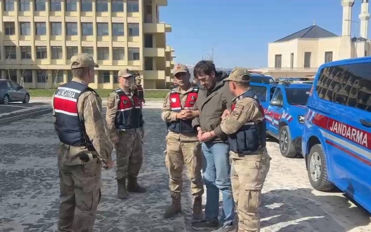 Di lêpirsîna Gulistan Dokûyê de 4 kes şandin edliyeyê