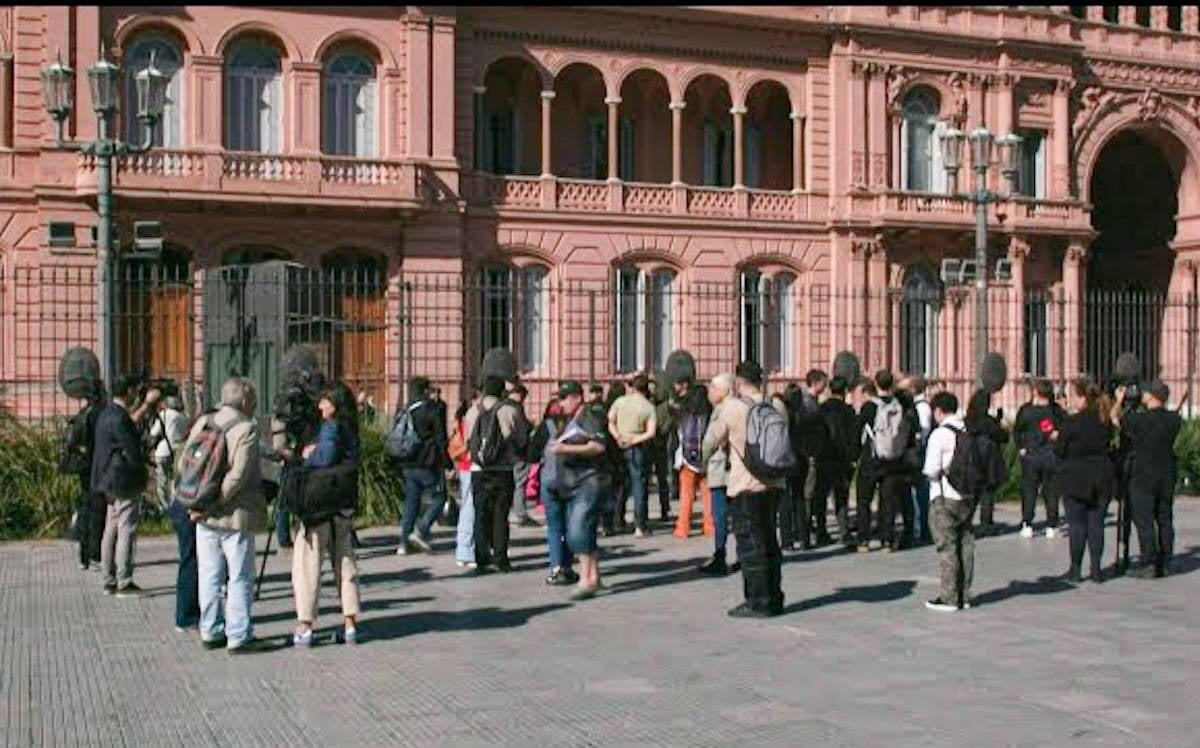 Arjantin: Milei, gazetecilerin hükümet binasına girişlerini yasakladı