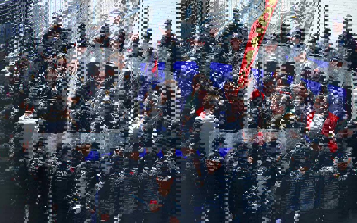 Uluslararası Af Örgütü’nden “Taksim protestolara açılsın” kampanyası