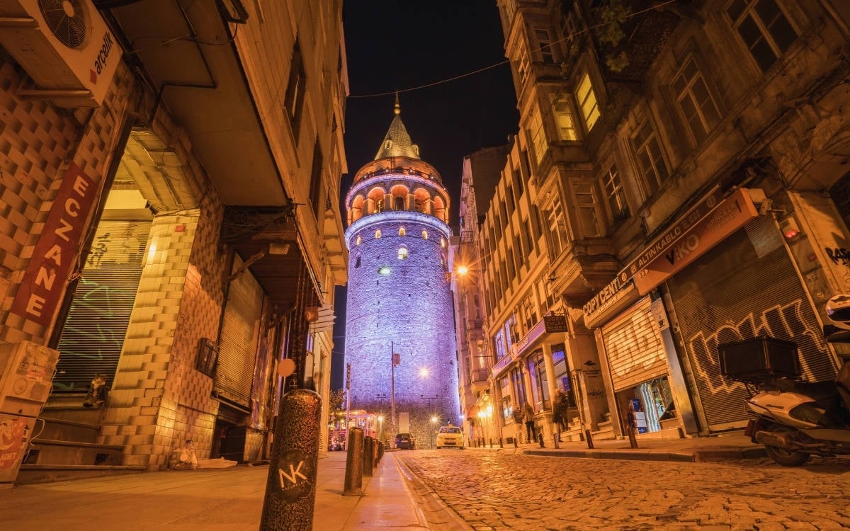Galata'da 'büyük ikame'