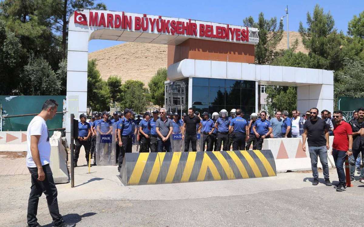 Mardin'de kayyumun görev süresi uzatıldı