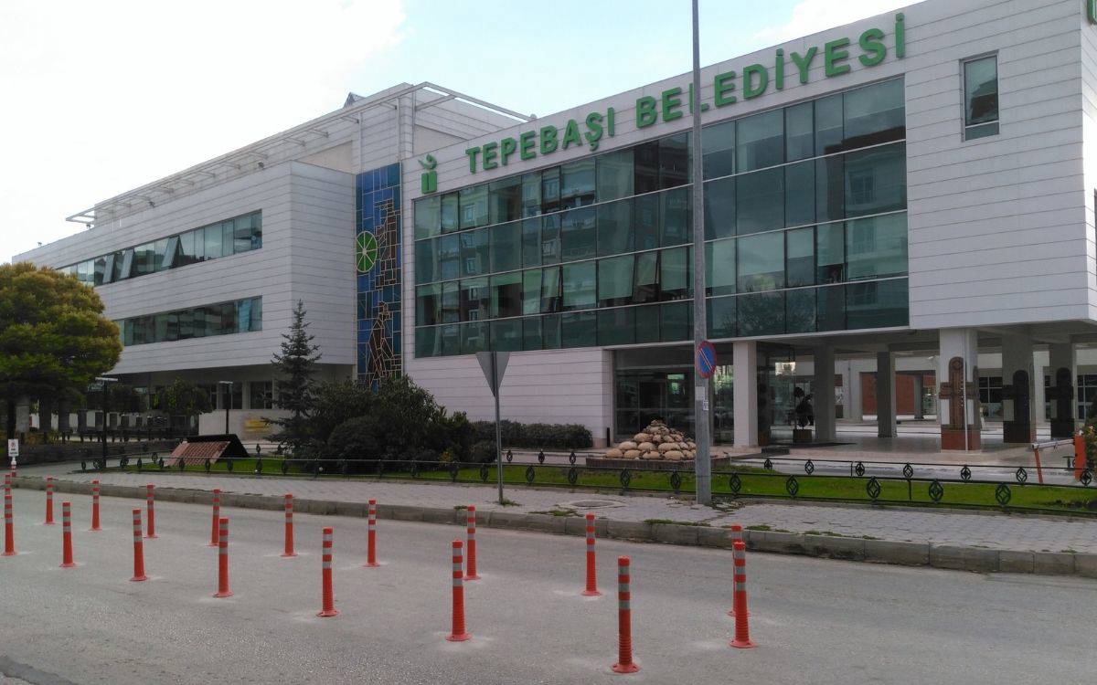 CHP’li Eskişehir Tepebaşı Belediyesi’ne operasyon: 60 kişi hakkında gözaltı kararı