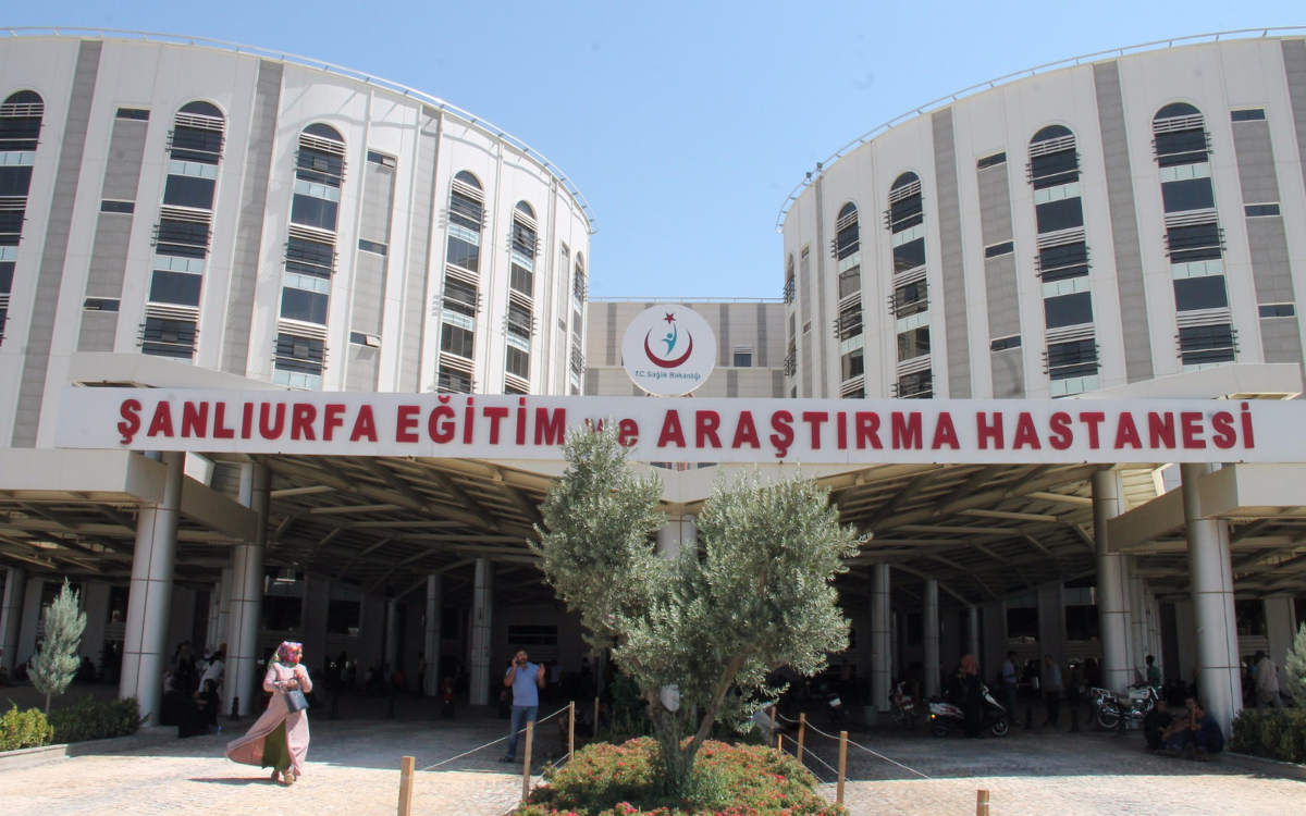 Urfa’da mezarlıkta plastik varilde 21 cenin bulundu