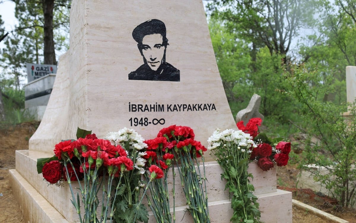 İbrahim Kaypakkaya, mezarı başında anıldı