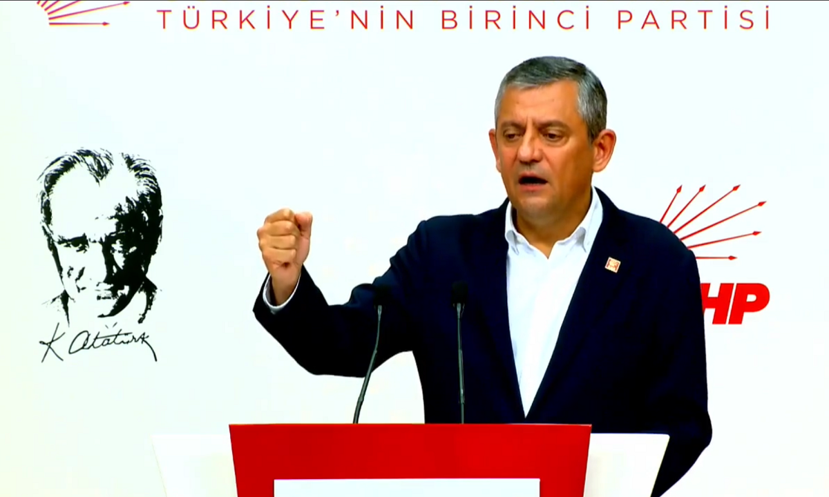 CHP lideri Özel: Müesses nizamın makbul muhalefet partisi olmayacağız