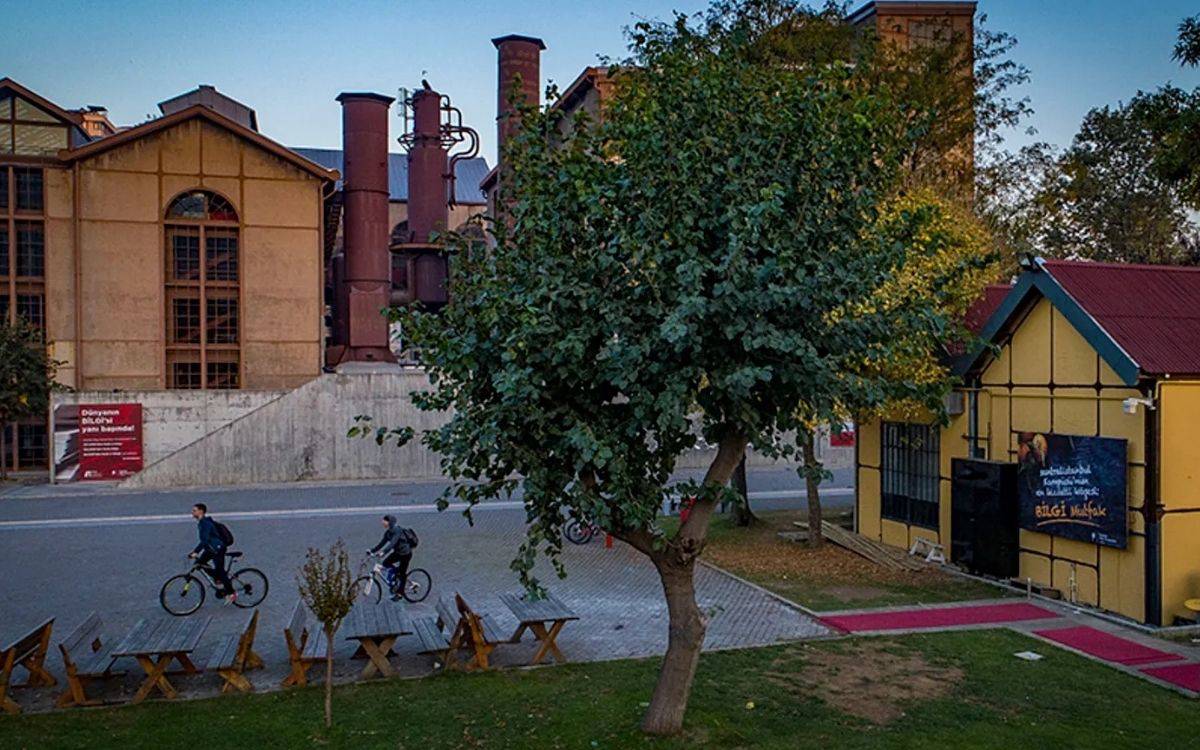 Bilgi Üniversitesi nasıl kuruldu?