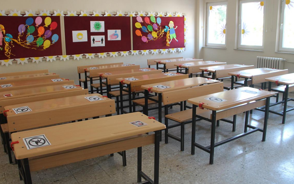 "Eğitim hakkı, vatandaşlık statüsüne indirgenemez"