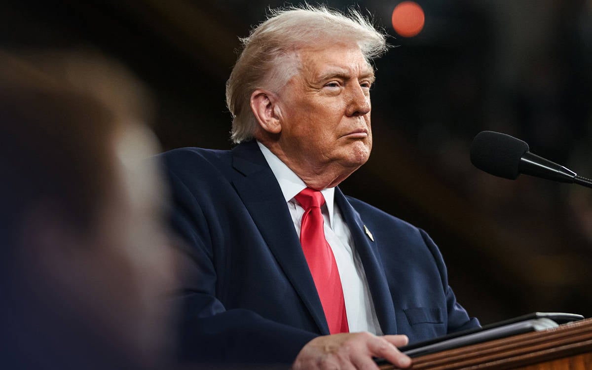 Trump’tan İran’a: Hark Adası’nı ve diğer petrol altyapı noktalarını ele geçireceğiz