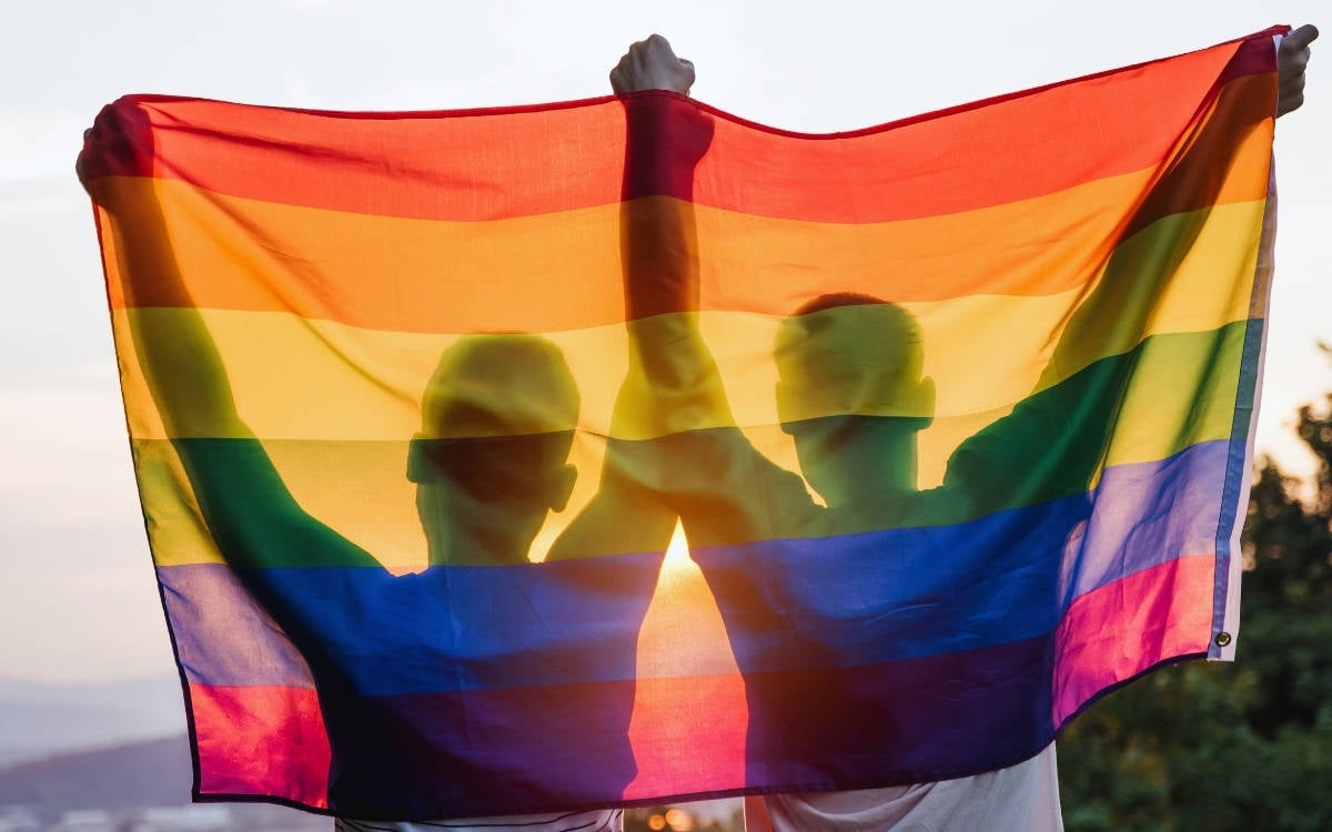 LGBTİ+’ların arkadaşlık ve flört uygulamalarına toplu erişim engeli