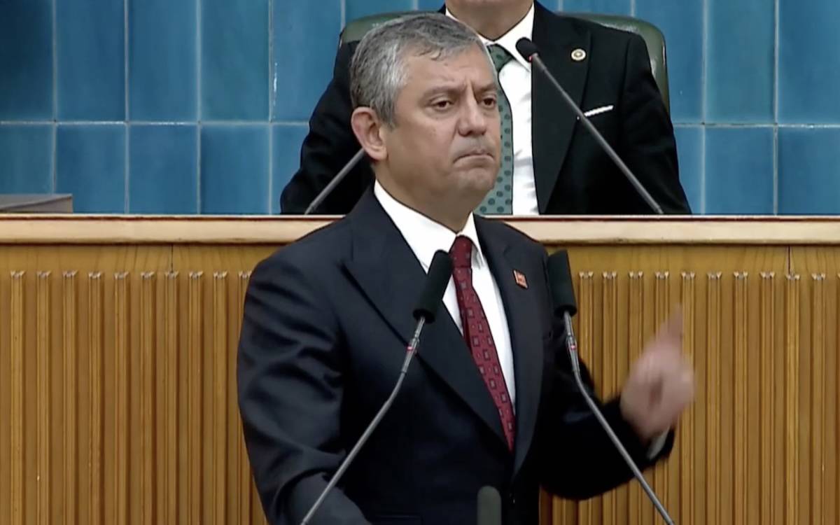 Özgür Özel: "Bir kapı kapanırsa, yenileri açılır"