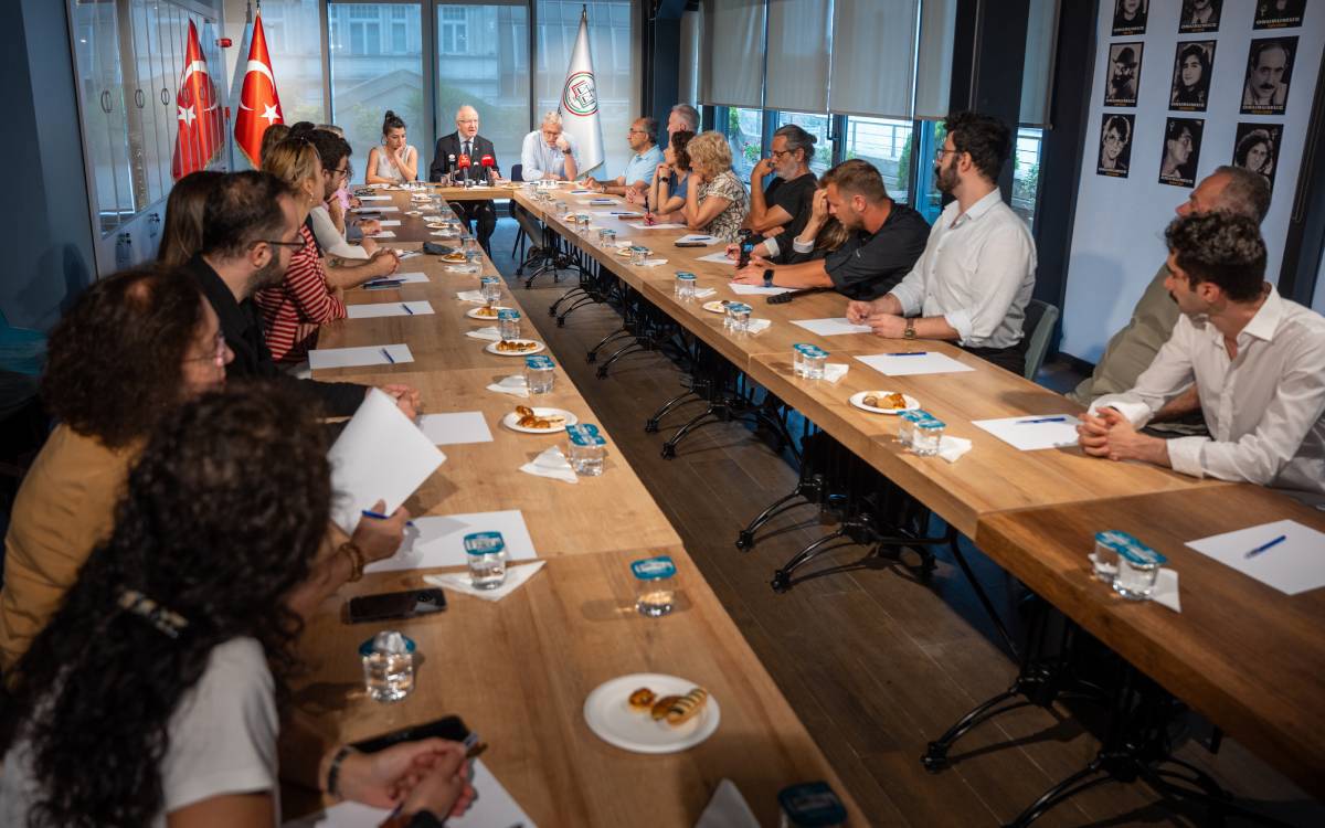 İstanbul Barosu’ndan İBB davası ve avukat tutuklamalarına tepki: Anayasal düzene meydan okunuyor