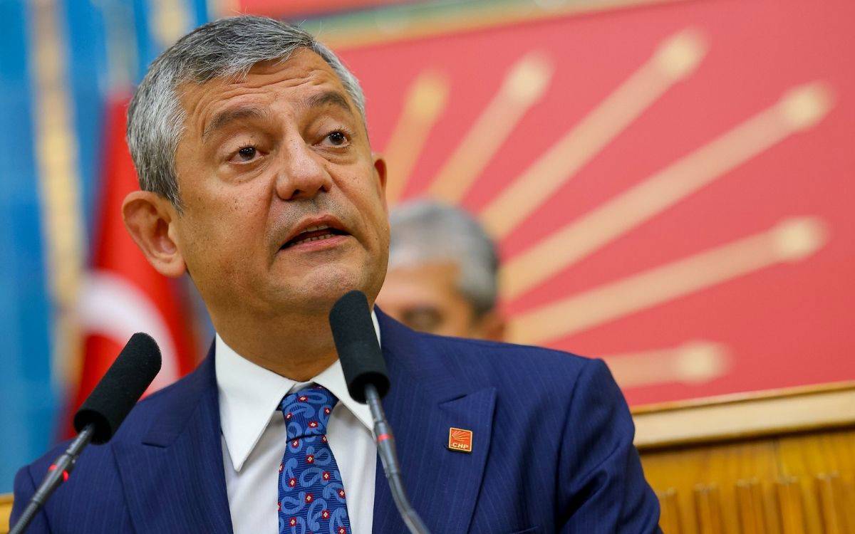 Ozgur Ozel ji CHPê veqetiya û partiya xwe ya nû aşkere kir
