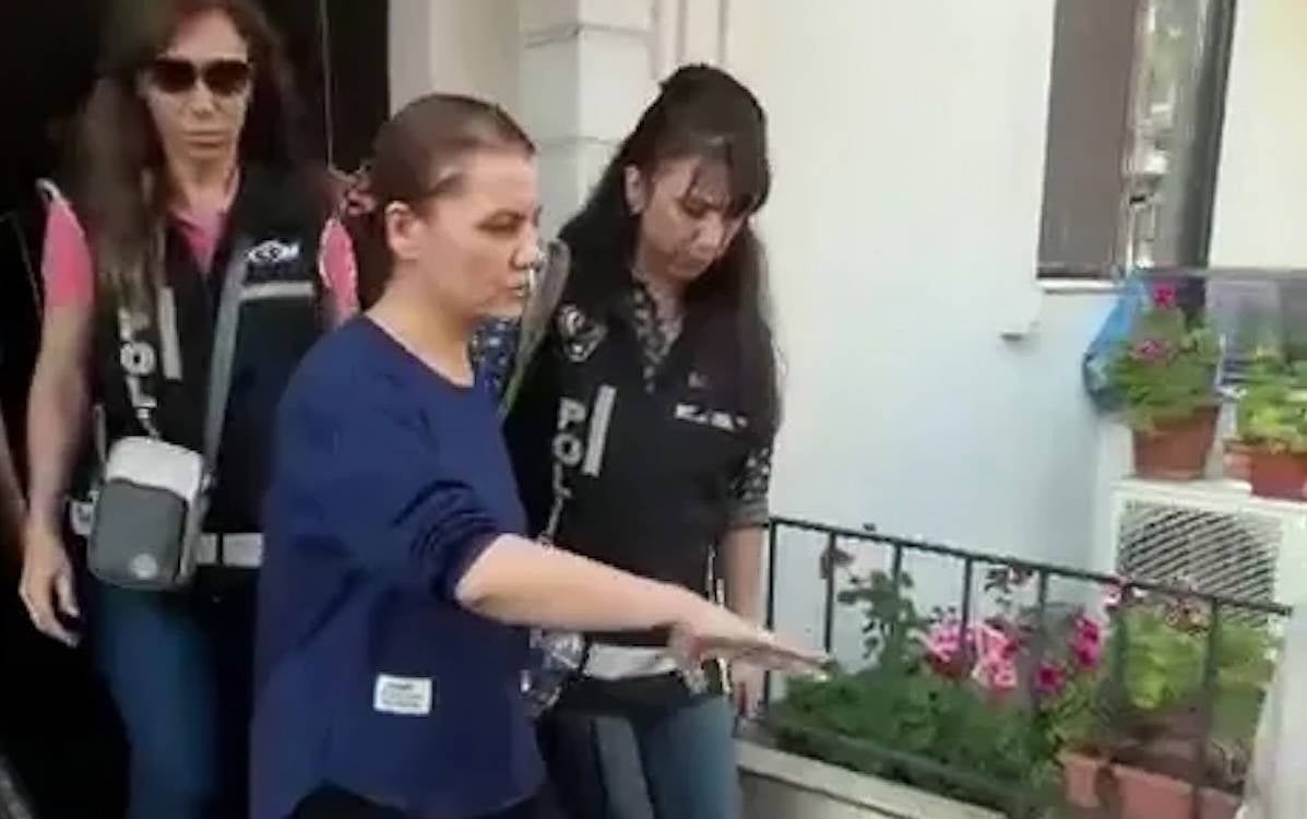 İzmit Belediye Başkanı Fatma Kaplan Hürriyet ve 19 kişi tutuklandı