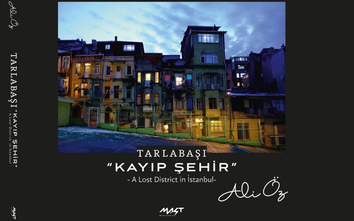 "Fotoğraf benim için estetikten önce vicdandı": “Tarlabaşı – Kayıp Şehir” yenilenen baskısıyla raflarda