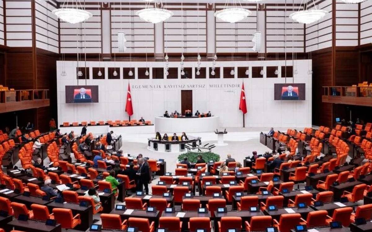 İHD’den ‘çerçeve yasa’ açıklaması: Kalıcı barış için kapsamı genişletilmeli