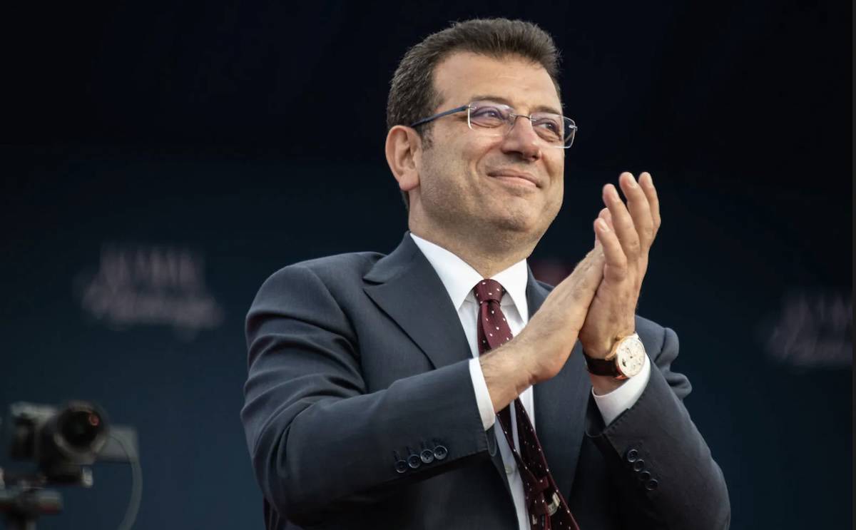 İmamoğlu'ndan Özgür Özel'in "çerçeve yasa" kararına destek: "Altına imzamı atıyorum"